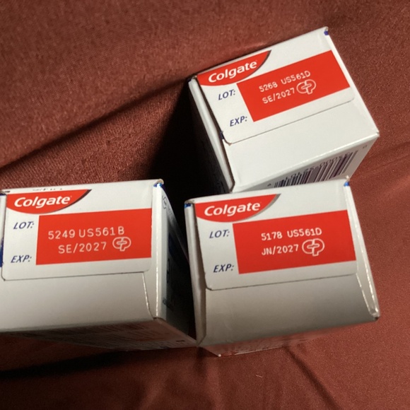 Colgate Sensitive Maximum Strength Complete Protection Mint Clean Toothpaste - Picture 5 of 5